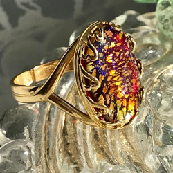 ブルーシラー・・Redオパール vintage glass ring（フリーサイズ・ハートベゼル） 10枚目の画像