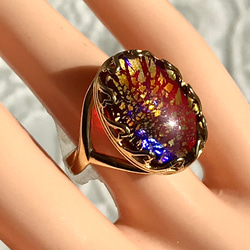ブルーシラー・・Redオパール vintage glass ring（フリーサイズ・ハートベゼル） 1枚目の画像