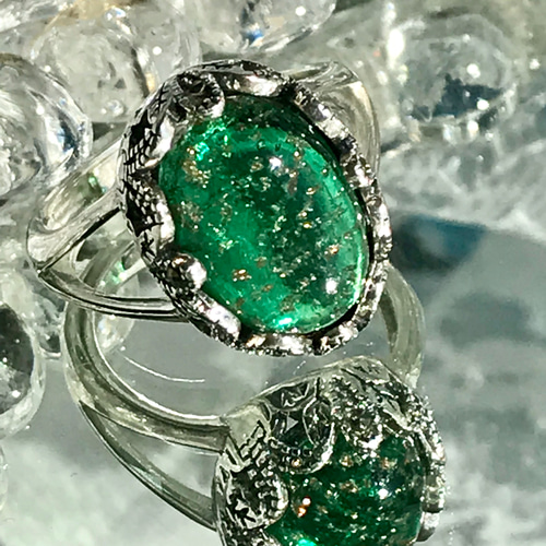 SV925 チェリーブランドのエメラルドグリーン vintageガラス ring