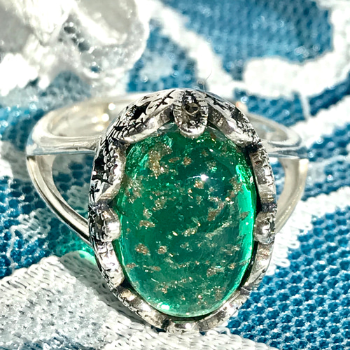 SV925 チェリーブランドのエメラルドグリーン vintageガラス ring