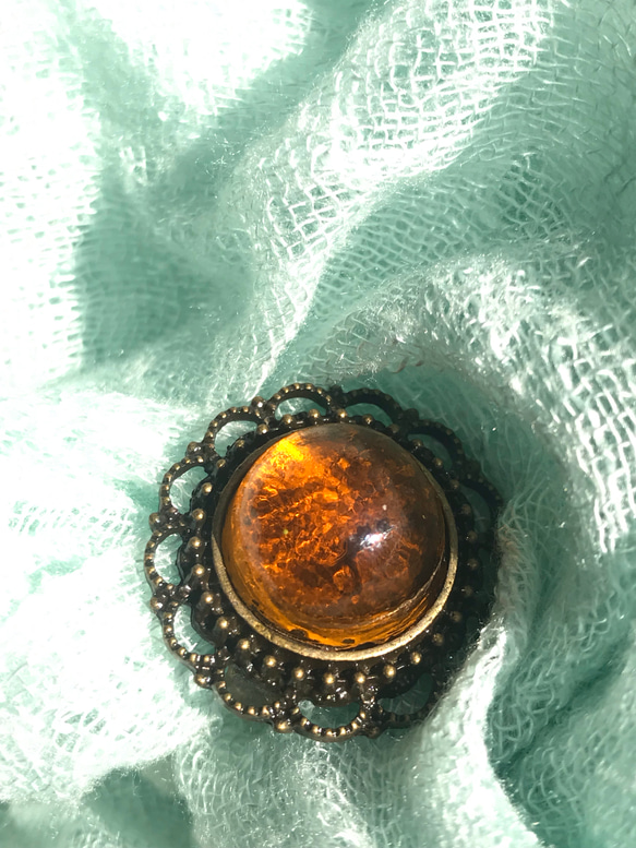 1950年代 琥珀色グロウイング vintageガラス ring（１０号～） 4枚目の画像