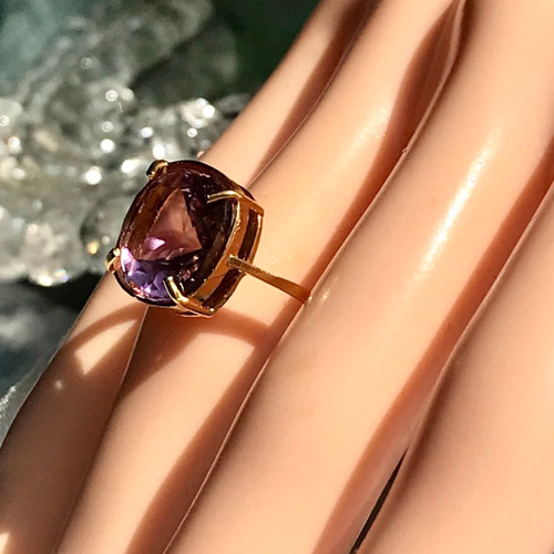 ライトパープル・・2月誕生石 アメジスト スクエア ring