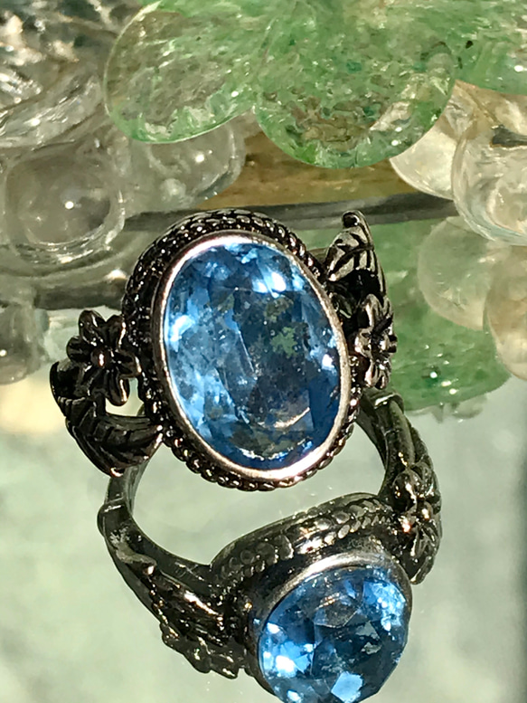 花とリーフのringでハワイアン風・・ライトブルー ヴィンテージglass ring（7～2４号) 5枚目の画像