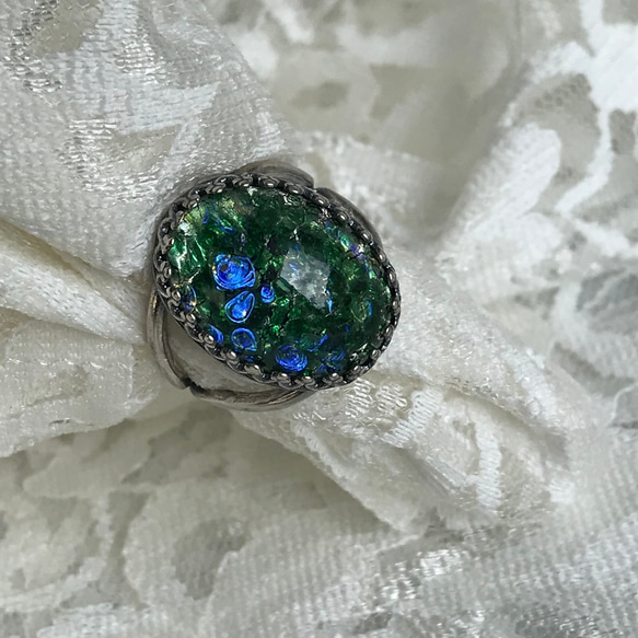 大粒 グリーン ファイアオパール vintage glass ring(SV925可能・８～23号) 2枚目の画像