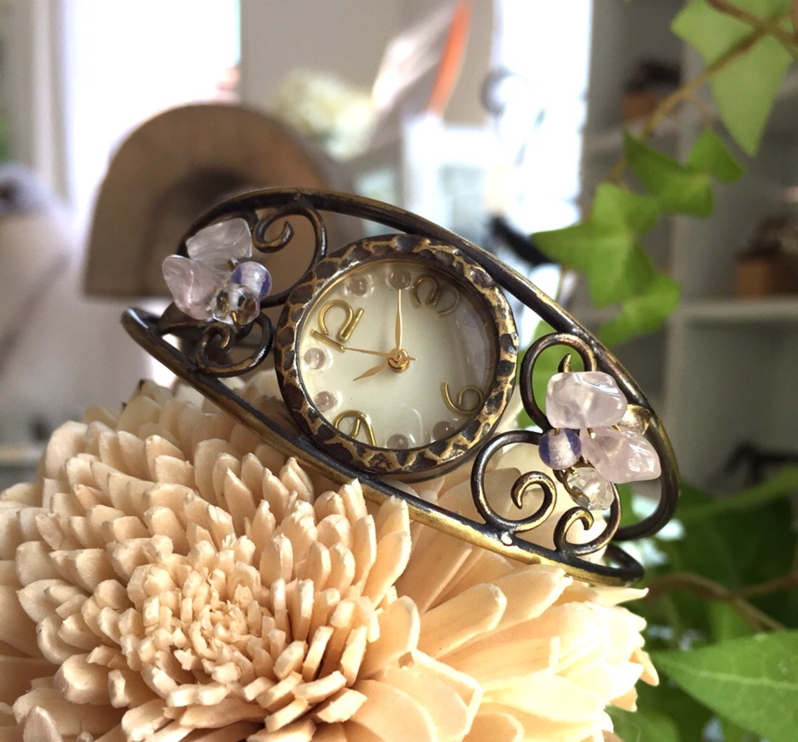 ローズクォーツ&水晶/天然石バングルウォッチ(受注制作)