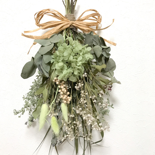 ボリュームたっぷり38cm グリーン スワッグ 〜ドライフラワー 紫陽花