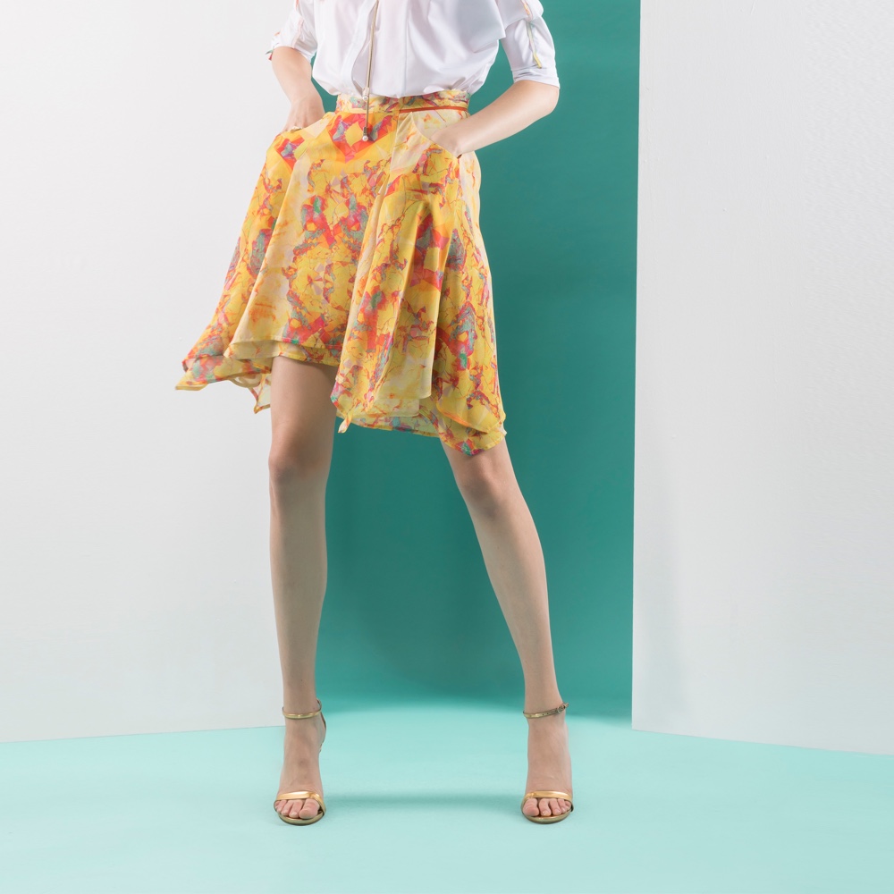 アテナダブル黄色のスカート