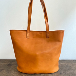 なめらかレザートート　金蜜 2枚目の画像