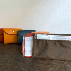 栃木レザーマスクケース　朱赤 2枚目の画像