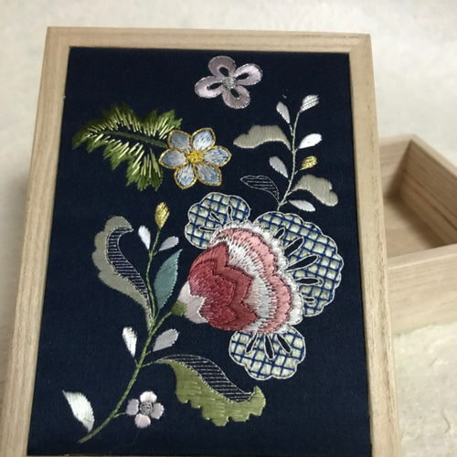 日本刺繍 小物入れ 和小物 桐箱 ヨーロッパ更紗 その他ケース 白猫堂