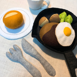 フェルトままごと＊スキレットカフェセット☆ おもちゃ・人形