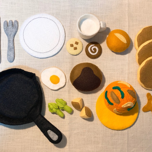 フェルトままごと＊スキレットカフェセット☆ おもちゃ・人形