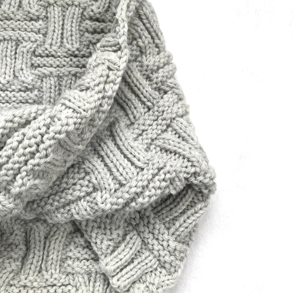 さっとかぶるだけスヌード 手編み ライトグレー 