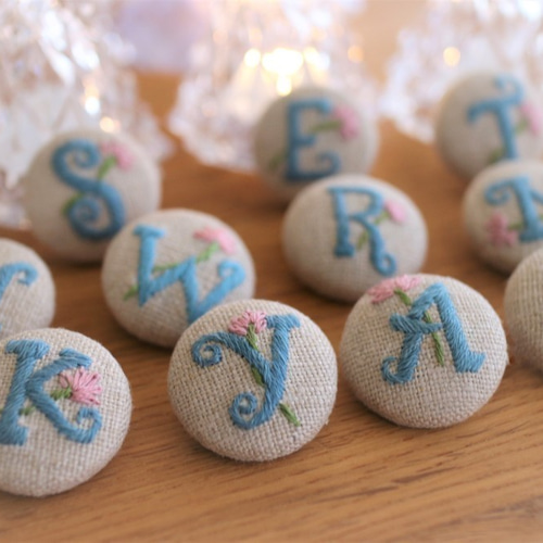 れんれんイニシャルくるみボタン れんれん様専用イニシャルくるみボタン