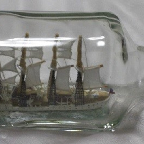 ボトルシップ「世界一美しいと言われる帆船エスメラルダ」 完全