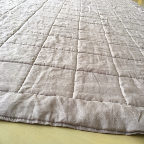sold * 118cm×190cm 四角つなぎのパッチワーク ベッドキルト