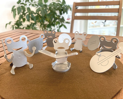 かえるのおんがくたい 5ひきセット 立体・オブジェ Metal