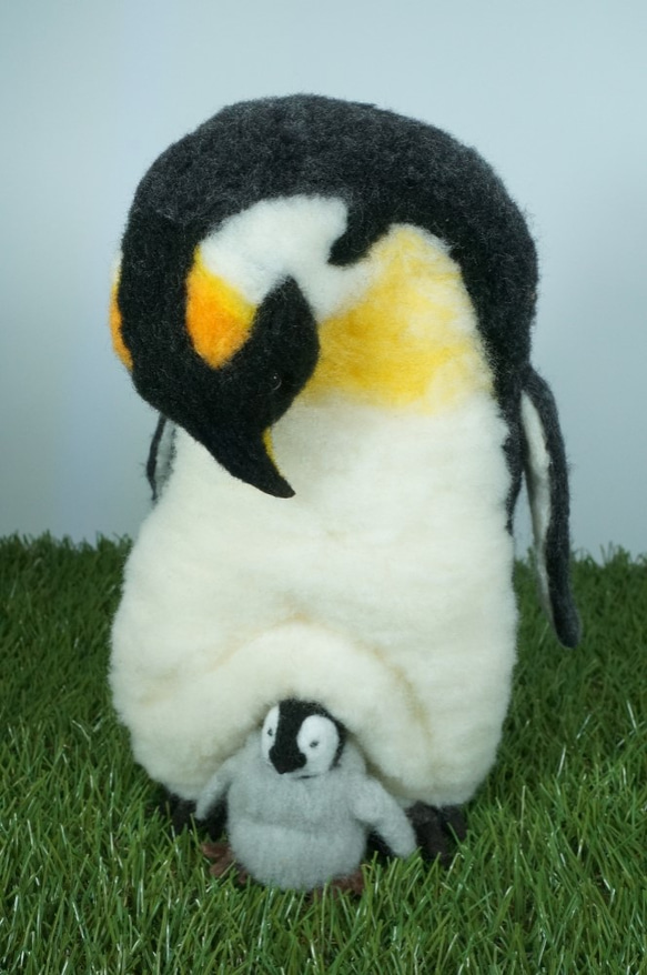 【羊毛フェルト】大型★ペンギン★皇帝ペンギン　親子 羊毛フェルト 皇帝ペンギン 置物 皇帝ペンギンの親子2体セット