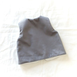 [80cm]ふわふわグレーのベスト&頭巾 5枚目の画像
