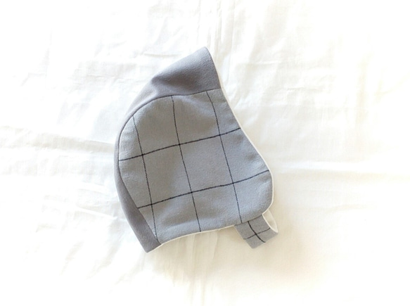 [80cm]ふわふわグレーのベスト&頭巾 7枚目の画像