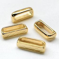 [4個] 日本製 帯留め金具 (三分紐用) ゴールド/合金製 1枚目の画像