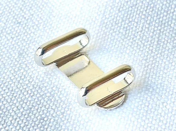 日本製 帯留め金具 (三分紐用) オーバル シルバー/真鍮製 2枚目の画像