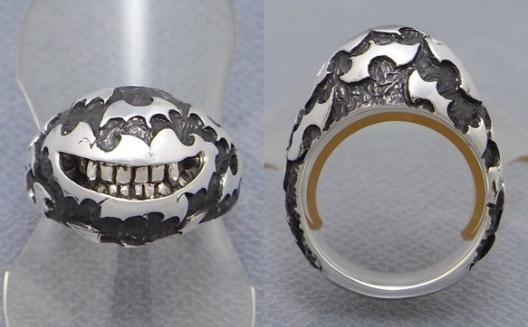 vampire smile ring_1 2枚目の画像