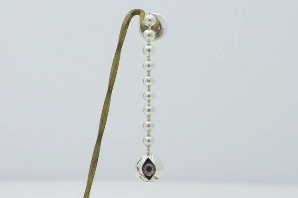 stare ball chain Pierce2