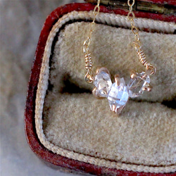 4月誕生石　夢を叶える　K14GFハーキマーダイヤモンド原石のゴールドネックレス 1枚目の画像