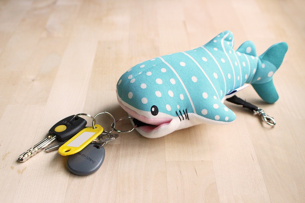 Yahoo!オークション - 未使用 Whale shark Keyholder ホエール