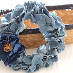 リース(デニム)ブルーの芍薬と紫陽花のリース 2枚目の画像