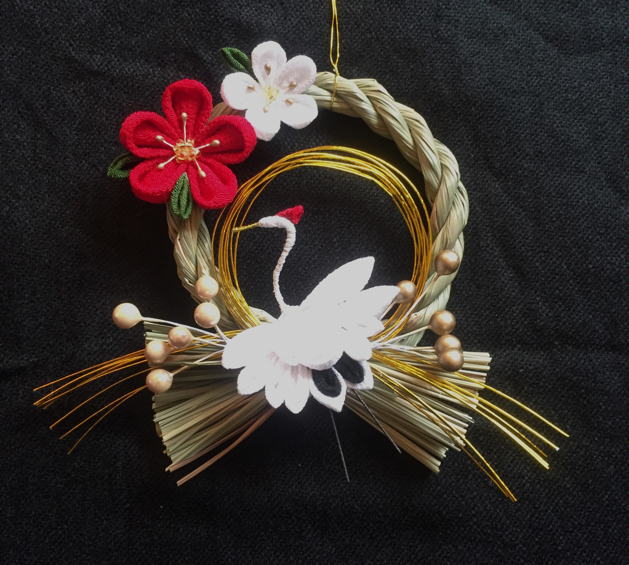 つまみ細工 正月飾り しめ縄飾り ① SALE・つまみ細工・正月飾り・しめ縄(ミニサイズ) しめ縄