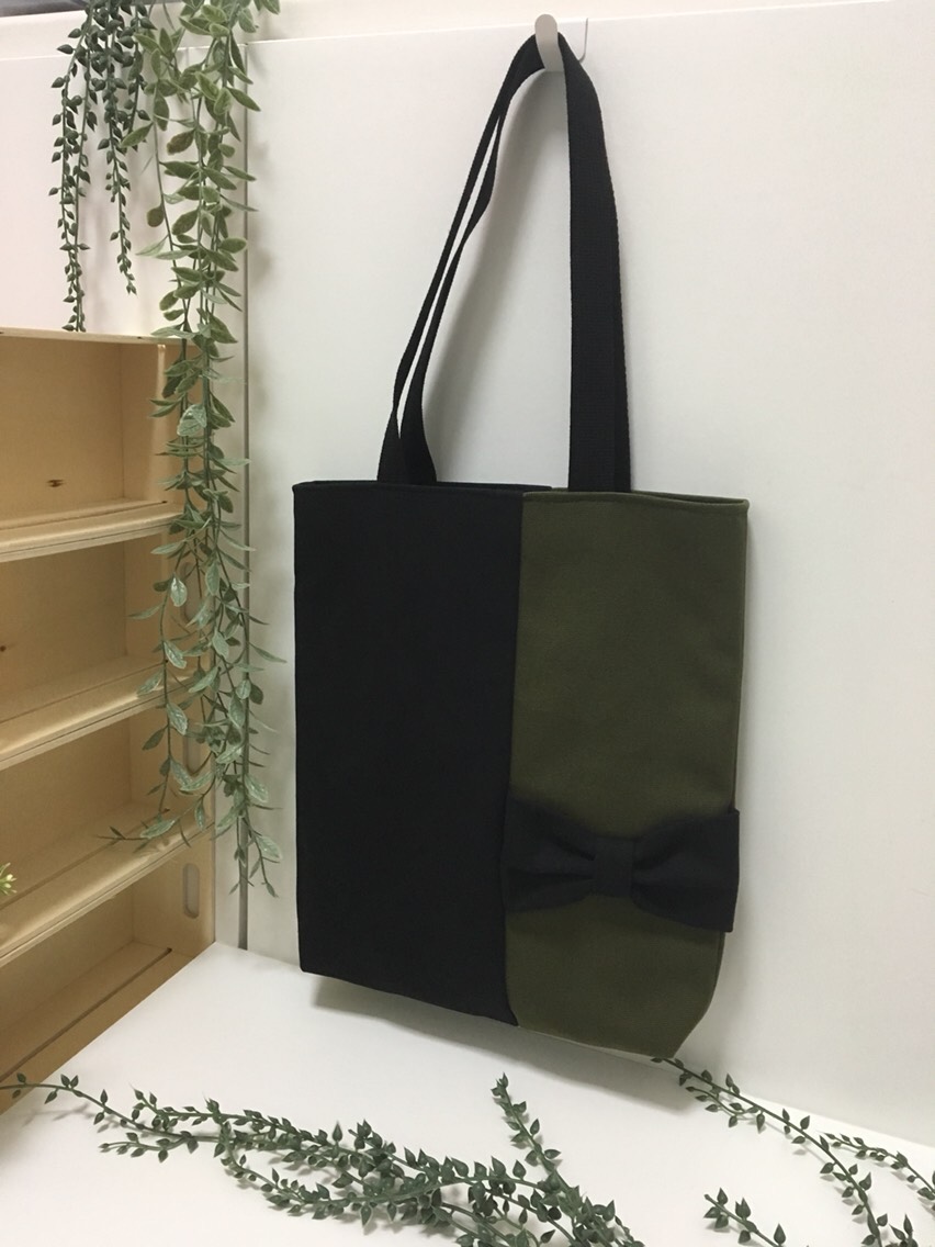 レッスンバッグ☆カーキ☆黒リボン その他バッグ M.Y.favorites