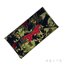 【頑藝工作室】日式風格布製紅包袋(鯉魚黑色布面) 第2張的照片