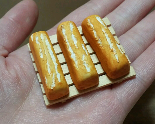 0_7c983dd00ae24820d4edb85f670d