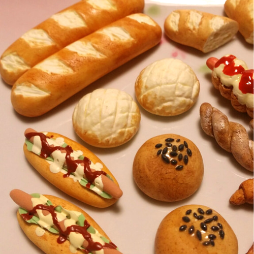 ミニチュア食品サンプル パン10種類・20個セット その他置物