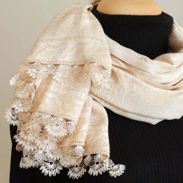 [Made to order] OYA Needlelace shawl [THISTLE] Cream Beige 第2張的照片