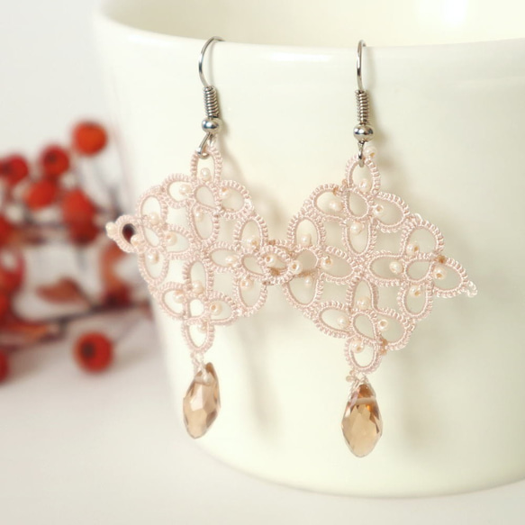 OYA Tatting lace earrings [RHOMBUS] Cameo Beige 第1張的照片