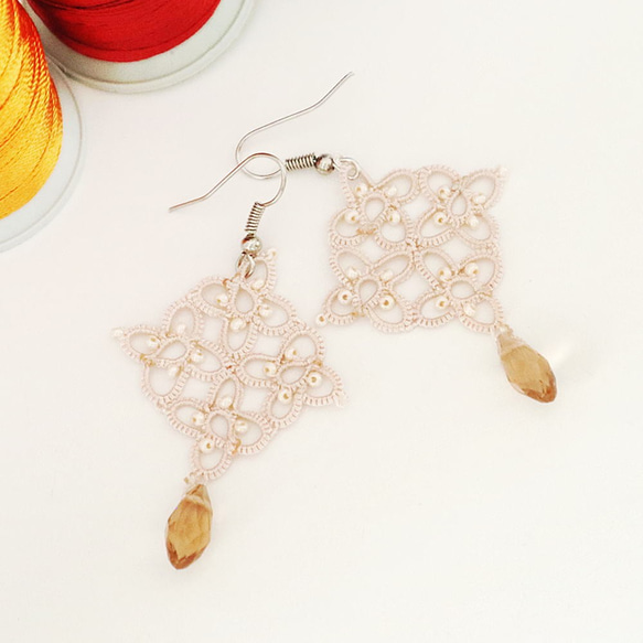 OYA Tatting lace earrings [RHOMBUS] Cameo Beige 第2張的照片