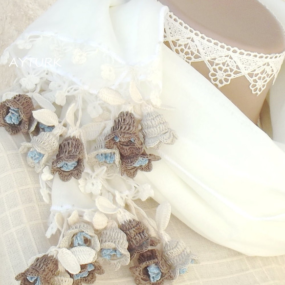 固體蕾絲花朵純棉披肩“雙花/ 2面”白色和米色 第1張的照片