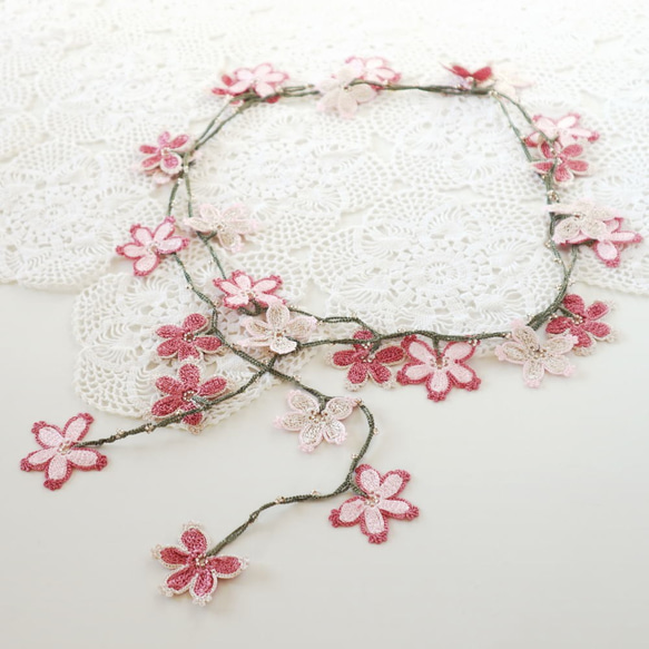 レースの花付き 150㎝ラリエット「桜」フレンチ・ローズ 3枚目の画像