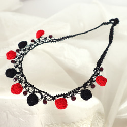 OYA crochet 45cm Necklace [ROSE Pearl] Red & Black 第2張的照片