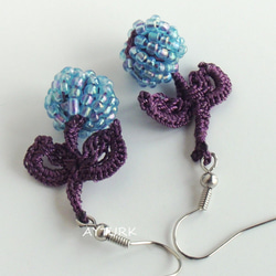 珠子和蕾絲耳環“漿果”紫色和藍色 第2張的照片