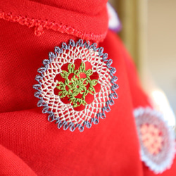 [Resale] OYA Needlelace Tringle scarf RED 第3張的照片