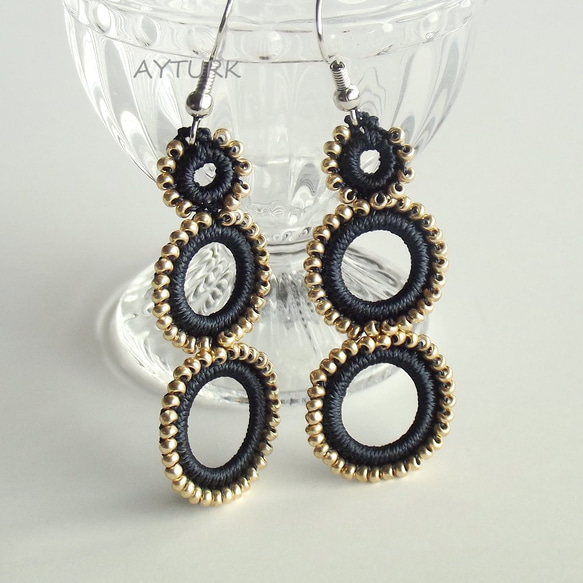 珠子和蕾絲耳環“戒指”黑色和金色 第2張的照片