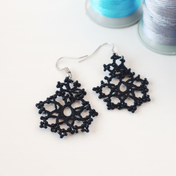 OYA Tatting lace earrings [SNOW] Black 第2張的照片