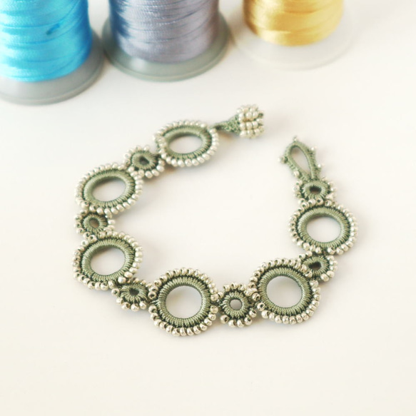 OYA crochet bracelet [RING] Khaki & Silver 第1張的照片