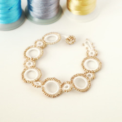 OYA crochet bracelet [RING] White & Gold 第1張的照片