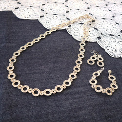 OYA crochet bracelet [RING] White & Gold 第4張的照片