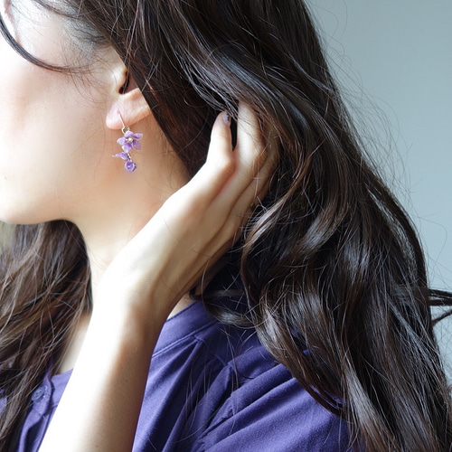 桔梗とつぼみのピアス／イヤリング／樹脂ノンホールピアス 秋 花 和装 